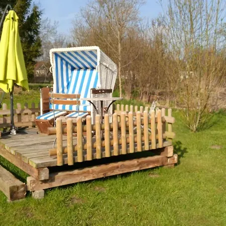 Boddenbackpacker Apartmán *
